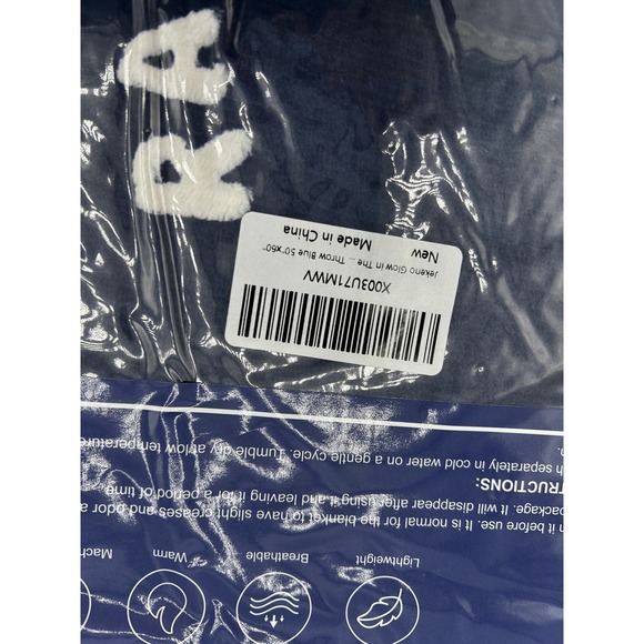 Dinosaur Glow in the Dark Throw Blanket Kids Soft Flannel Blanket‎ 50x60 NEW - Picture 8 of 8